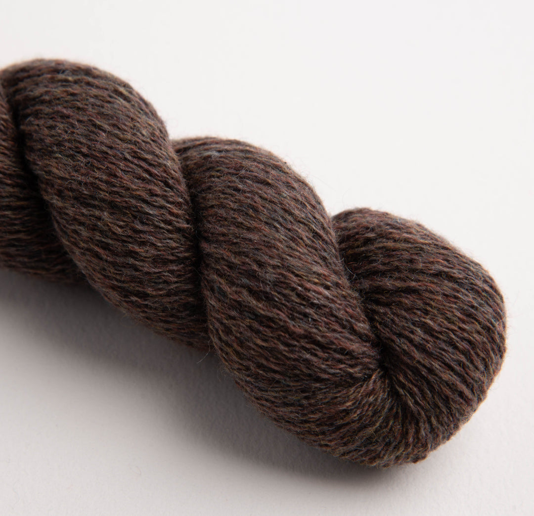 GARNA Edda Kaschmir Garn: Mørkebrun Tweed