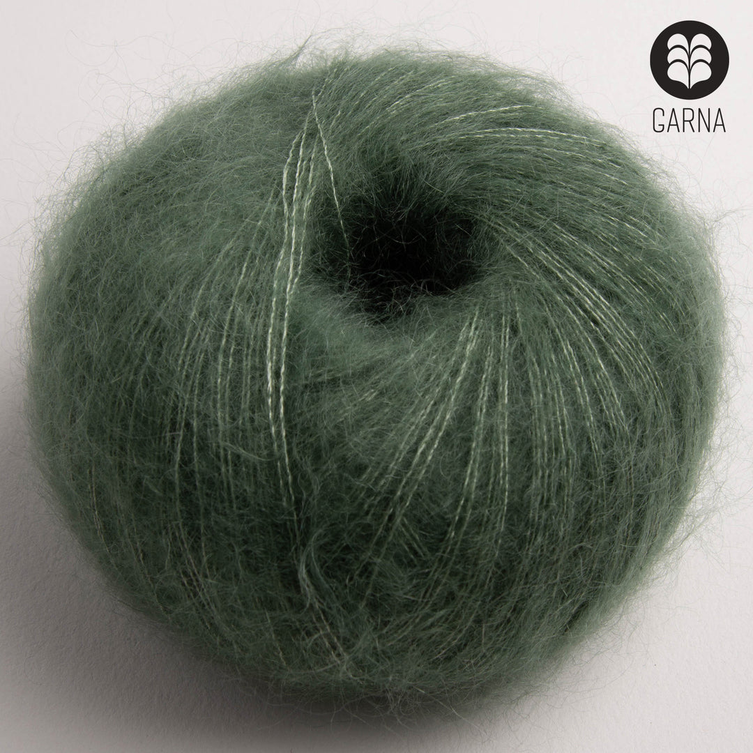 GARNA Cava Seiden-Mohair Garn: 555 Støvet grøn