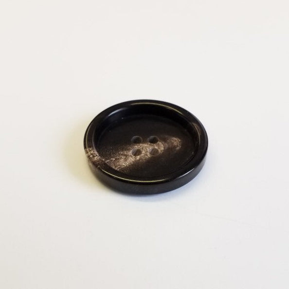 Büffelhornknopf 103 : Schwarz meliert – 23 mm