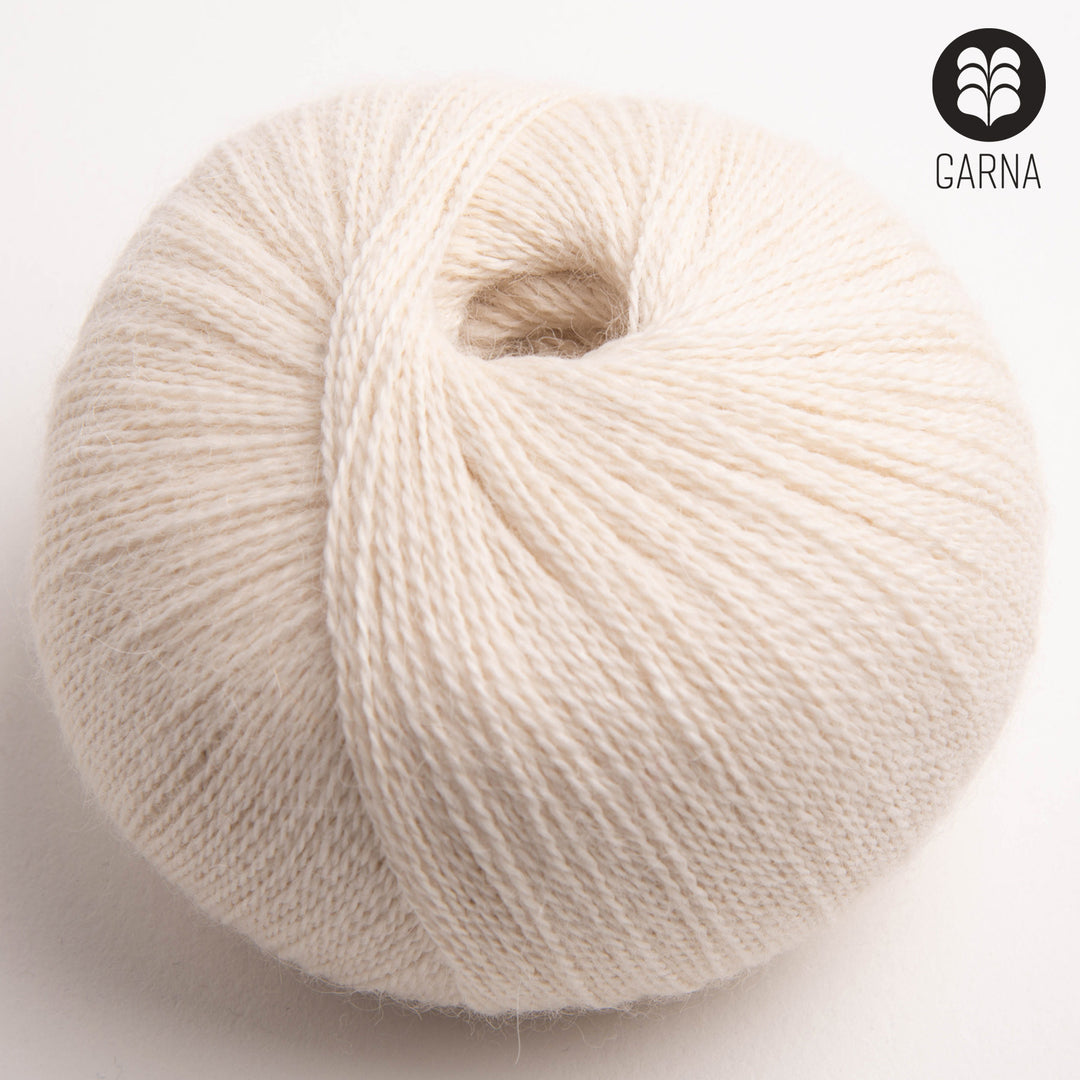 GARNA Alba Babyalpaka: 110 Natur hvid