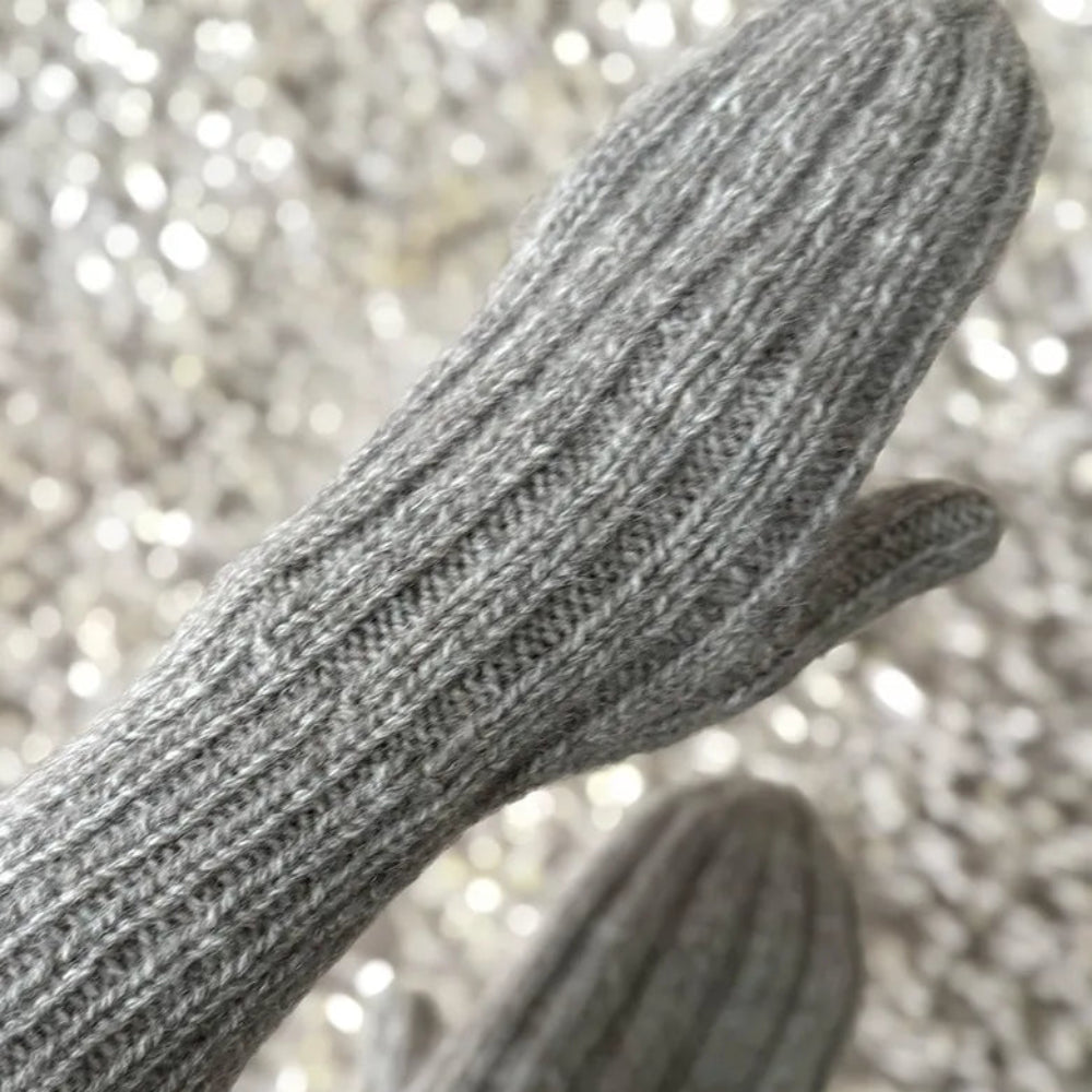 DUAL_LOOP_MITTENS OTHER LOOPS  - Garnset (ohne Anleitung) Kaschmir