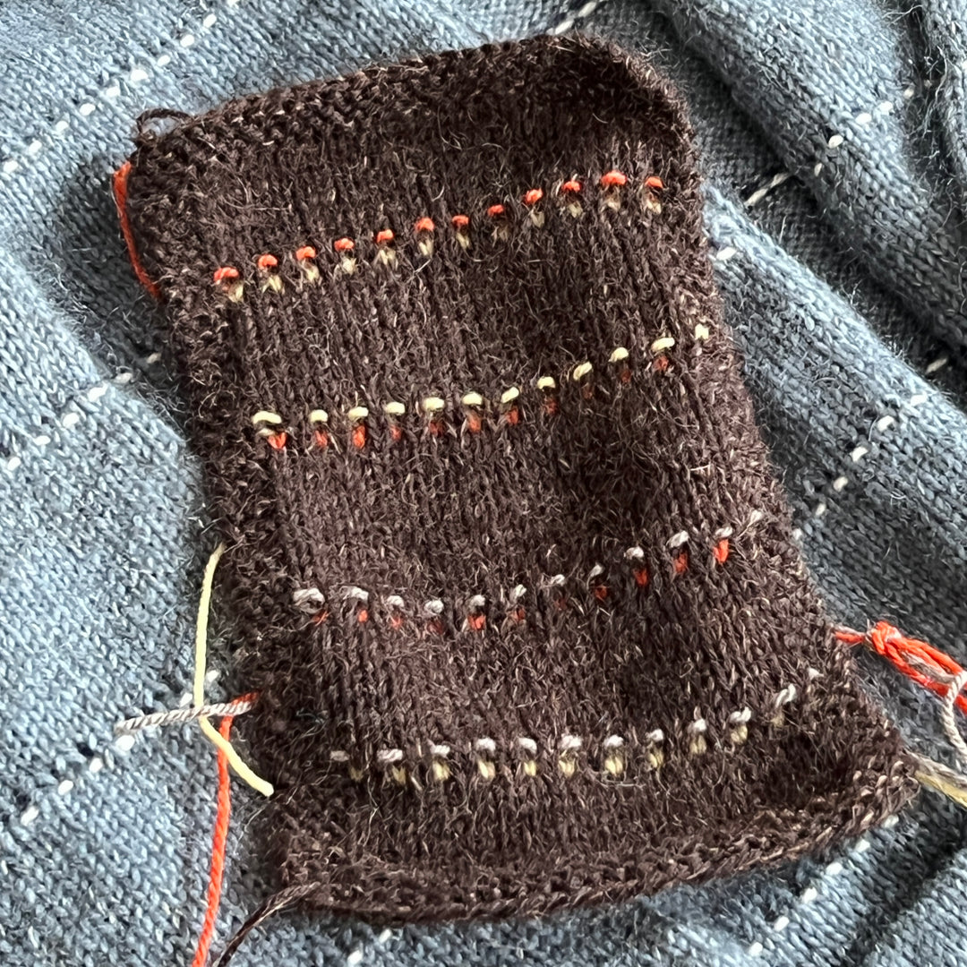 Adventskalender – Strickset mit 4 Geschenken (Nonno Cardigan)