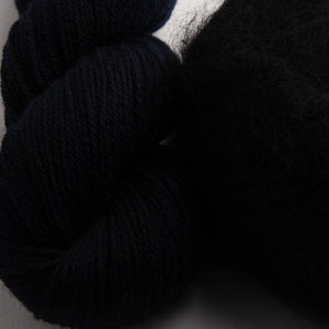 N: Midnatsblå / C: Sort