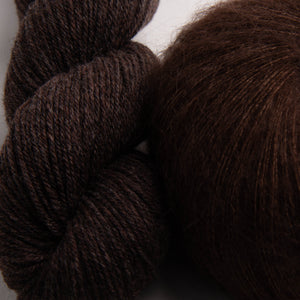 N: 285 Mørkebrun / C: 292 Mørkebrun