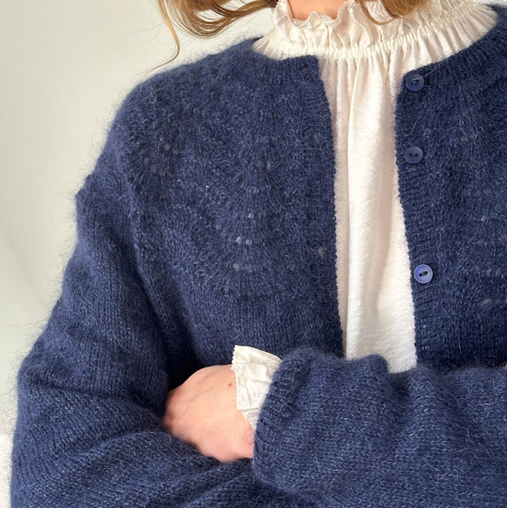 Peacock Cardigan Fine le knit – Garnset (ohne Anleitung)