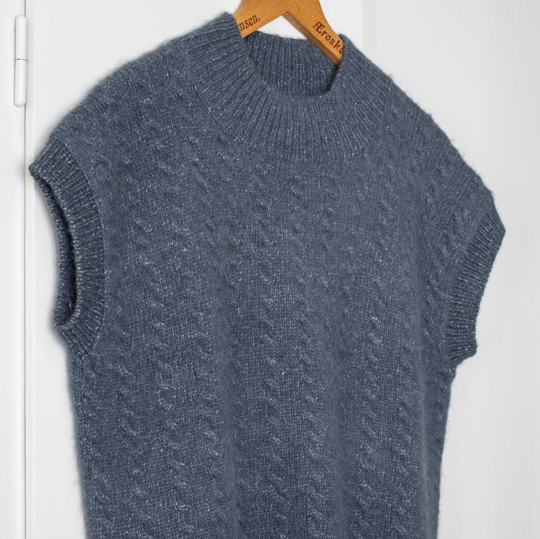 Adventskalender – Strickset mit 4 Geschenken (Ripple Vest Lenes Knitwear)