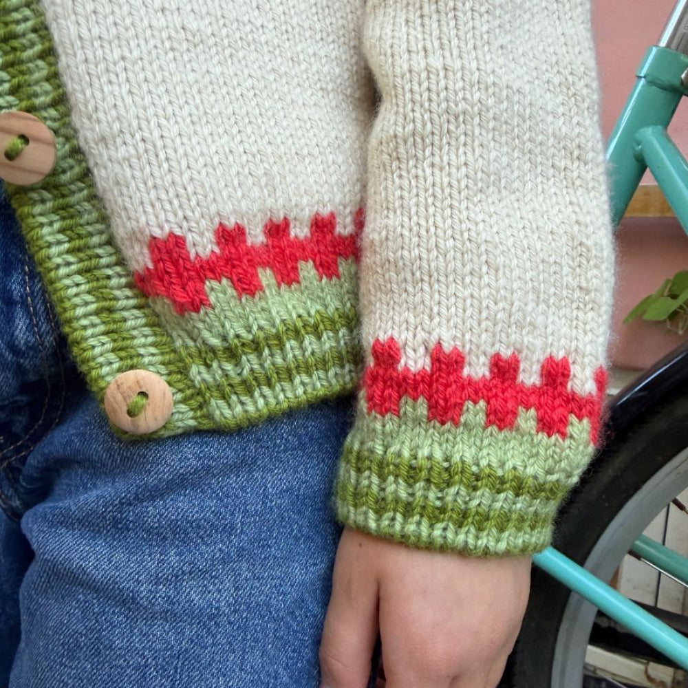 Cross Cardigan Junior PetiteKnit - Strickset