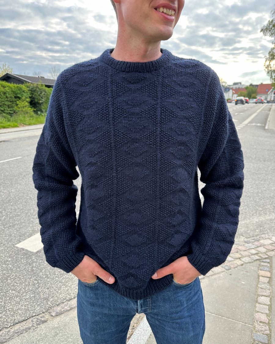 Esther Sweater Man PetiteKnit - Strickset