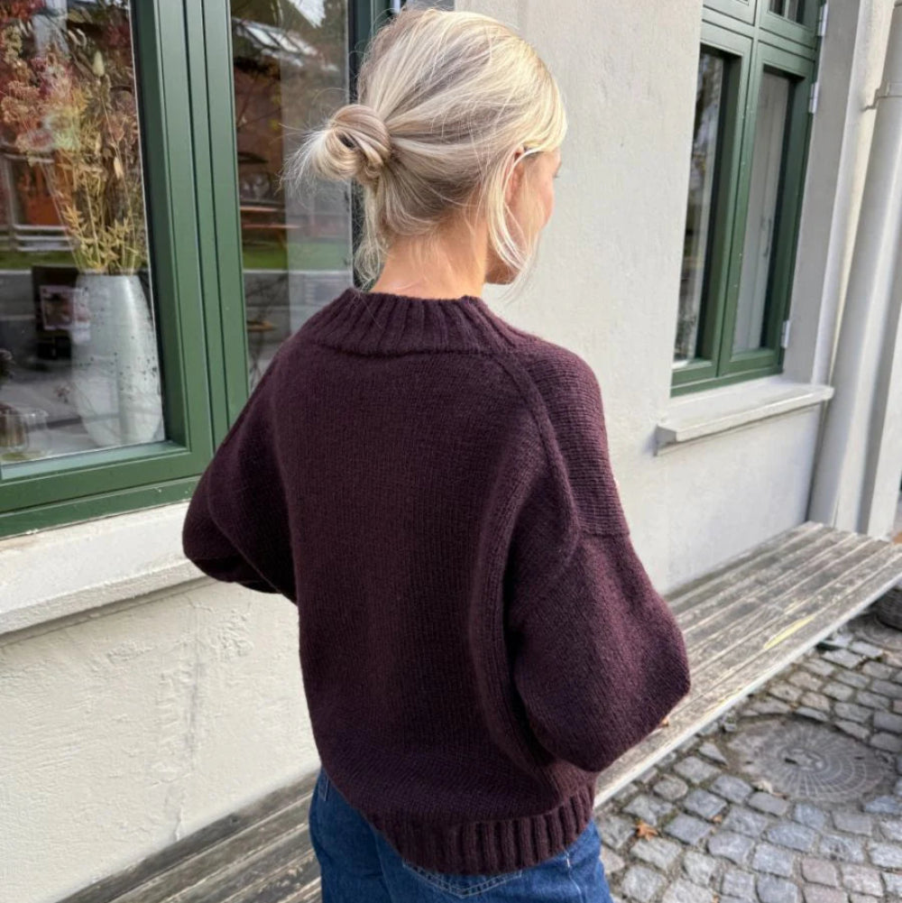 Hannah Sweater V-Neck PetiteKnit - Strickset