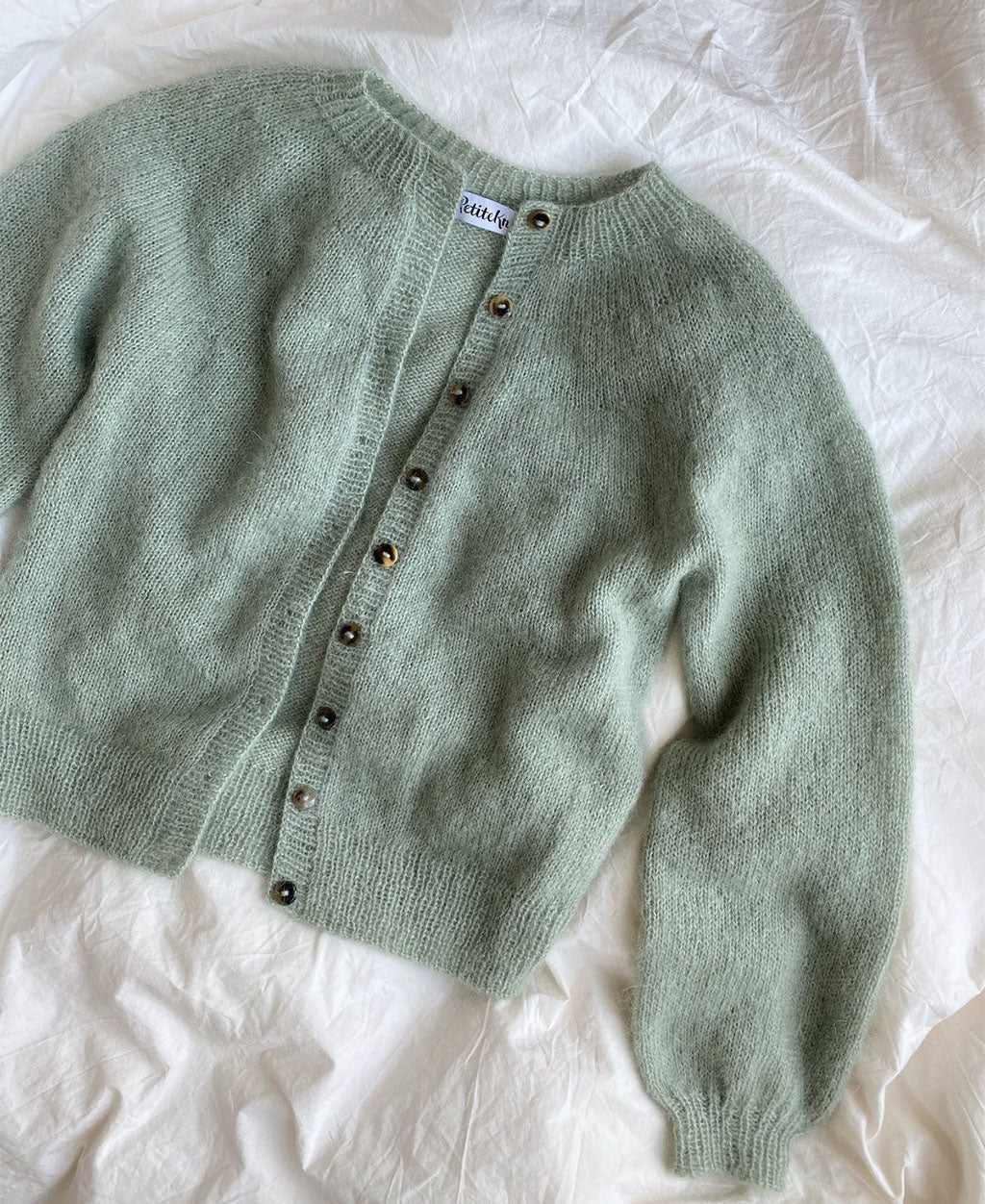 Novice Cardigan - Mohair Edition PetiteKnit - Strickpaket Kaschmirseide