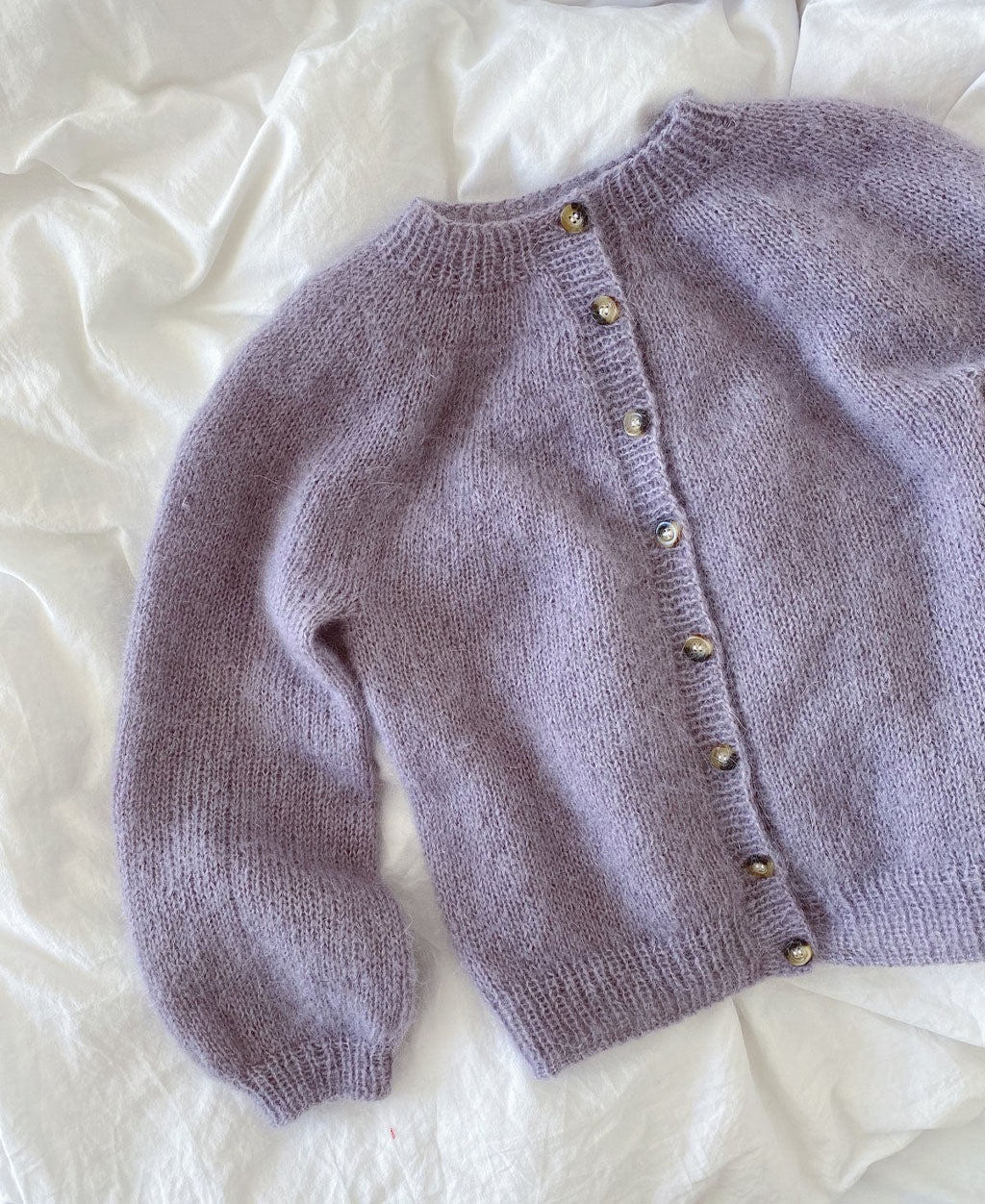 Novice Cardigan Junior - Mohair Edition PetiteKnit - Strickpaket