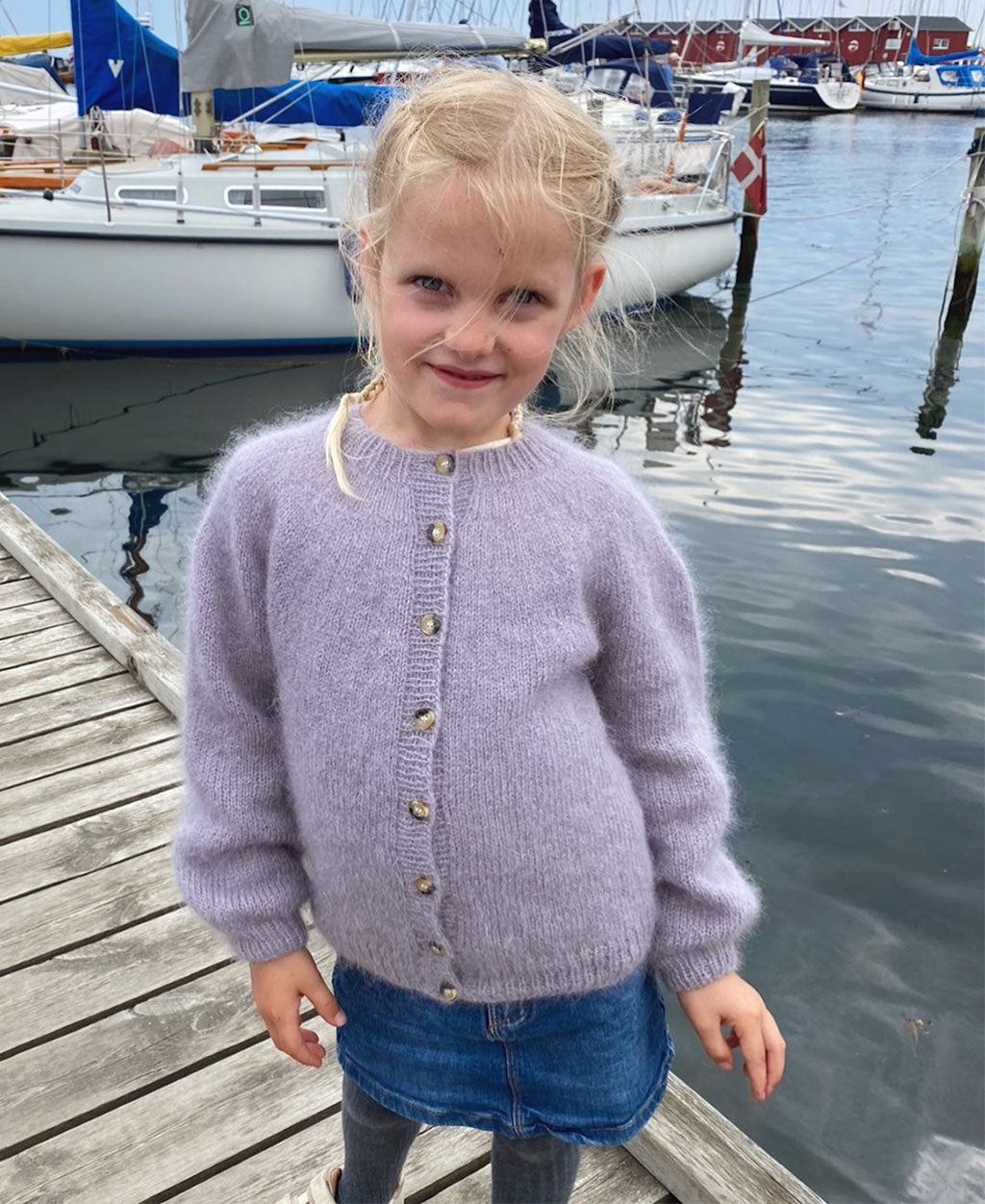 Novice Cardigan Junior - Mohair Edition PetiteKnit - Strickpaket